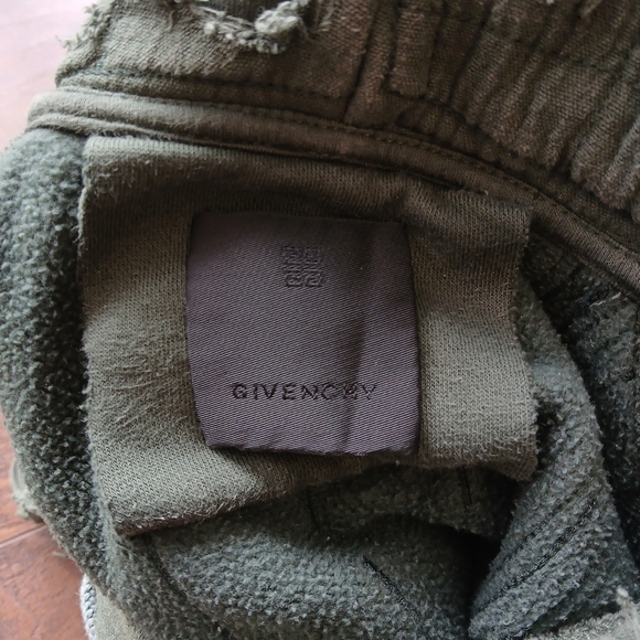 Givenchy Hoody - Picture 5 of 7